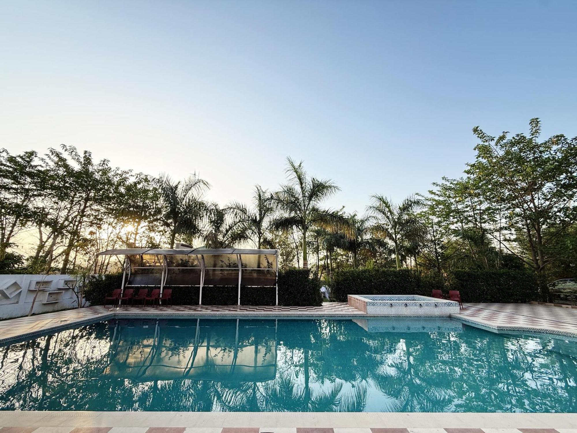 Olive Resort - Sillari Pench Silāri Exterior photo